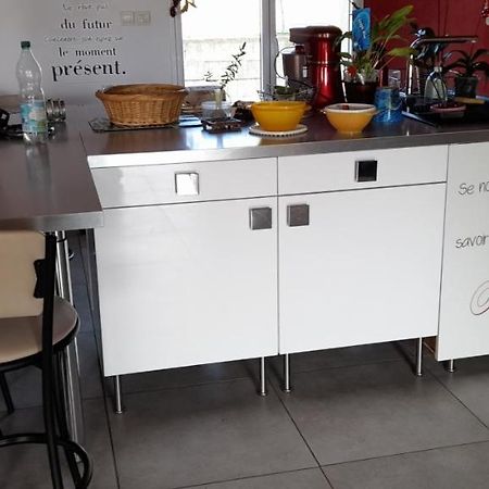 Marcoux  Villa Sand 5Mn Chateau Goutelas מראה חיצוני תמונה